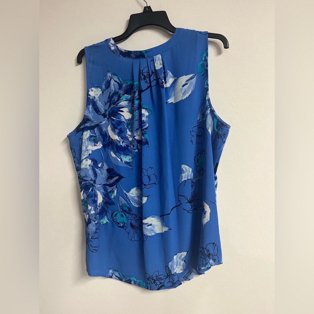 Apt. 9 Floral Blue Sleeveless Top - Picture 3 of 3